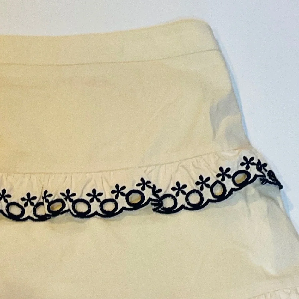 STELLAH women's skirt Cream Navy Blue Eyelet Tiered‎ Mini Ruffle Scalloped Large